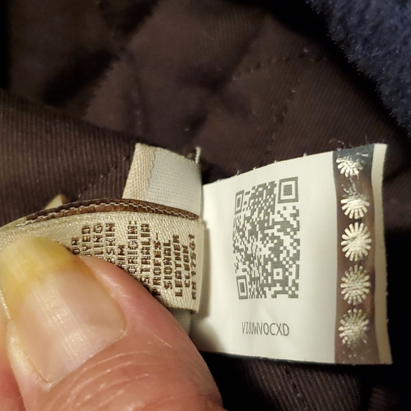 💥SOLD💥UGG Shearling&Blue Suede Bucket Winter Hat"New" - Picture 8 of 8